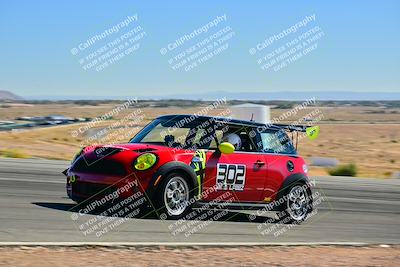 media/Oct-18-2025-Extreme Speed (Sat) [[d6d7e1fef1]]/Group 3 Purple/Session 2 (Turn 3)/